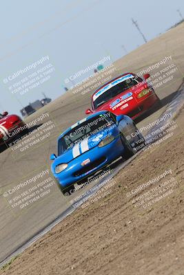 media/Apr-30-2022-CalClub SCCA (Sat) [[98b58ad398]]/Group 5/Race (Outside Grapevine)/